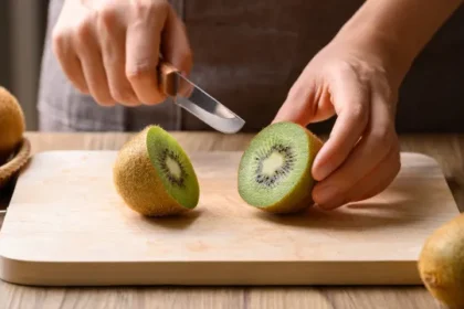 pode-comer-kiwi-com-casca?-veja-formas-de-consumir-a-fruta