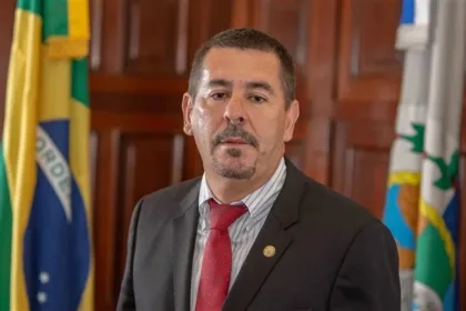 operacao-mira-deputado-val-ceasa,-ex-vereador-ulisses-marins-e-ex-assessor-parlamentar-por-suspeita-de-ligacao-com-o-tcp