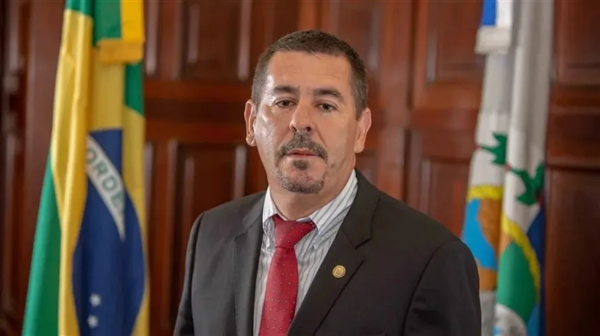 operacao-mira-deputado-val-ceasa,-ex-vereador-ulisses-marins-e-ex-assessor-parlamentar-por-suspeita-de-ligacao-com-o-tcp