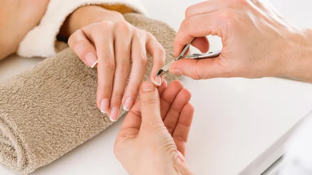remover-ou-nao-as-cuticulas?-especialistas-explicam-os-riscos
