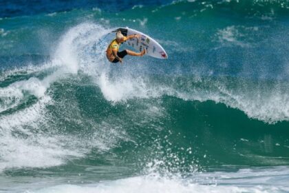cinco-brasileiros-avancam-as-oitavas-da-etapa-de-saquarema-da-wsl