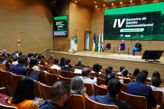 “estamos-cuidando-do-solo-onde-a-propria-justica-germina”,-afirma-desembargadora-angela-prudente-durante-encontro-de-gestao-socioambiental