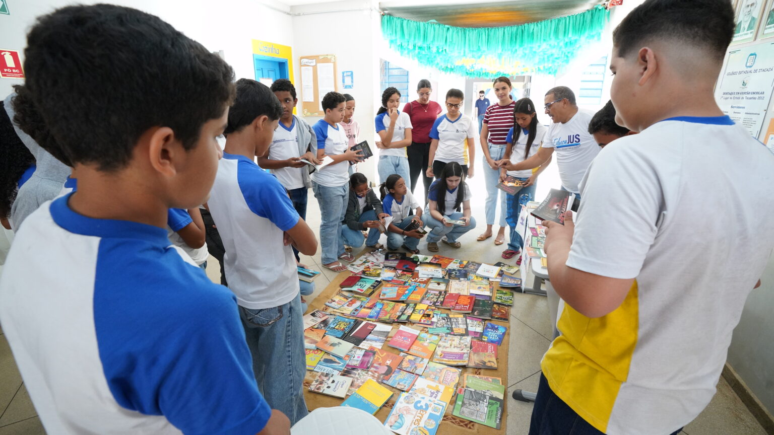 projeto-leia+:-judiciario-incentiva-a-leitura-e-amplia-o-acesso-ao-conhecimento-durante-o-educajus-em-itacaja