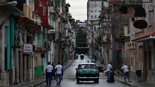 cuba-aprova-pacote-de-reformas-e-amplia-espaco-ao-setor-privado