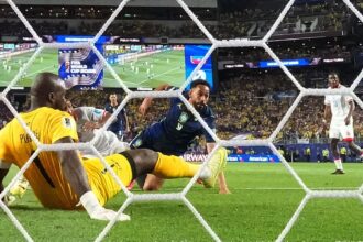 veja-os-resultados-dos-jogos-de-sexta-feira-(19)-na-copa