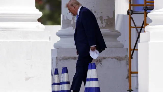 trump-ameaca-atacar-“com-mais-forca”-se-ira-nao-travar-aliados-no-libano