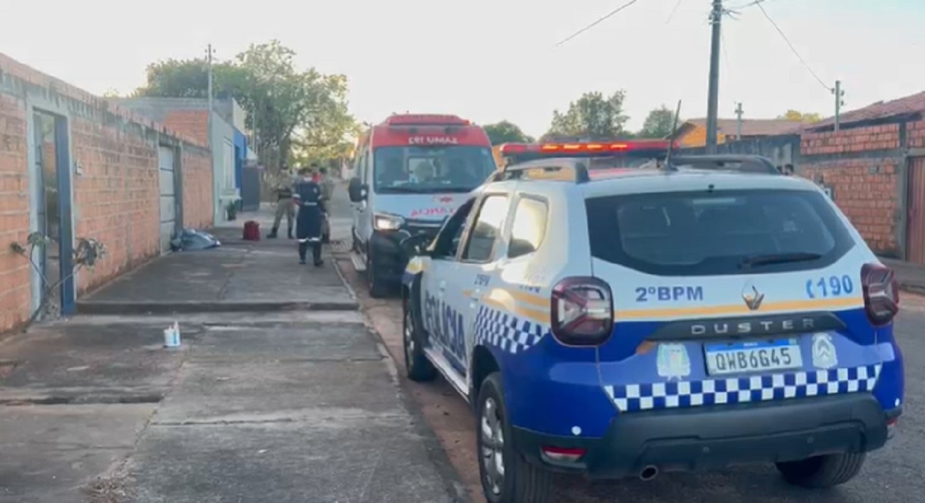 homem-e-encontrado-morto-com-marcas-de-faca em-rua-de-araguaina