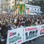 marcha-da-maconha-pede-regulamentacao-e-critica-guerra-as-drogas