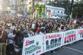 marcha-da-maconha-pede-regulamentacao-e-critica-guerra-as-drogas