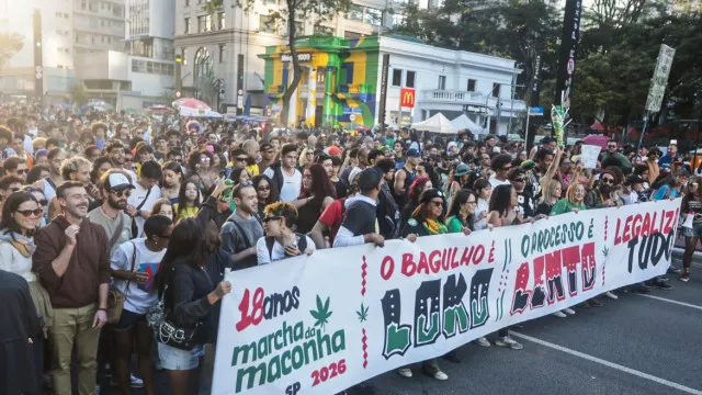marcha-da-maconha-pede-regulamentacao-e-critica-guerra-as-drogas