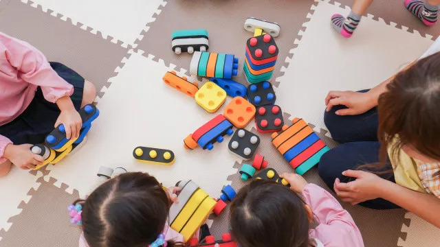 prefeituras-driblam-constituicao-e-deixam-de-aplicar-r$-704,6-milhoes-em-educacao-infantil