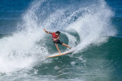 wsl:-dora-e-chianca-avancam-as-semifinais-de-etapa-em-saquarema