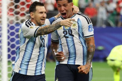 messi-se-isola-na-artilharia-das-copas-e-argentina-vai-ao-mata-mata