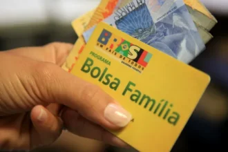 caixa-paga-bolsa-familia-a-beneficiarios-com-nis-de-final-6
