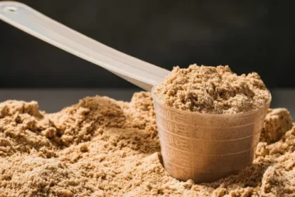 whey-protein-e-leite-em-po-vencidos:-policia-fecha-‘fabrica’-que-embalava-produtos-e-revendia