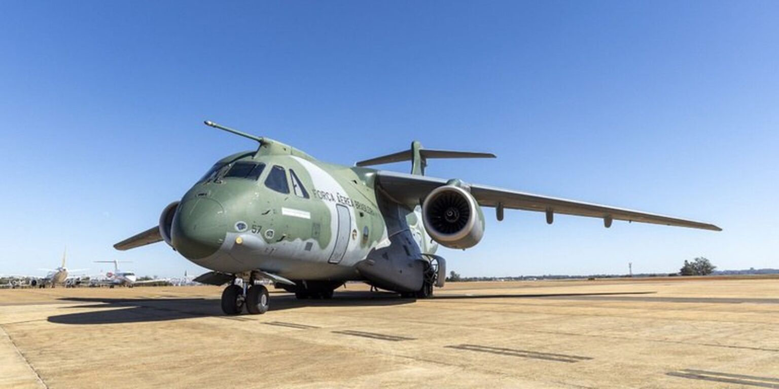 fab-envia-aviao-com-equipes-de-busca-a-venezuela