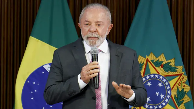 lula-diz-que-vai-incluir-defesa-nacional-em-plano-de-governo:-‘esta-cheio-de-maluco-no-mundo’