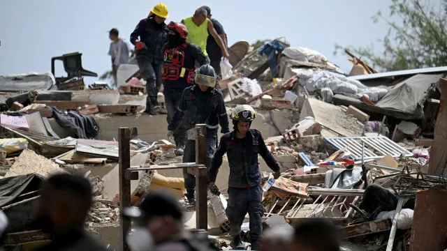 apos-terremotos-na-venezuela,-13-brasileiros-sao-resgatados-em-voo-da-fab