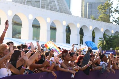 parada-lgbtqia+-no-rio-defende-mais-representantes-no-legislativo