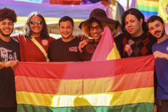 orgulho-lgbt:-pessoas-trans-celebram-projeto-de-inclusao-pelo-futebol