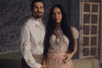 sabrina-sato-e-nicolas-prattes-descobrem-o-sexo-do-primeiro-filho-do-casal:-veja-video
