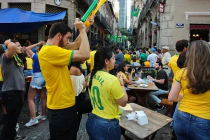 brasil-x-japao:-veja-o-que-abre-e-fecha-durante-o-jogo-da-selecao
