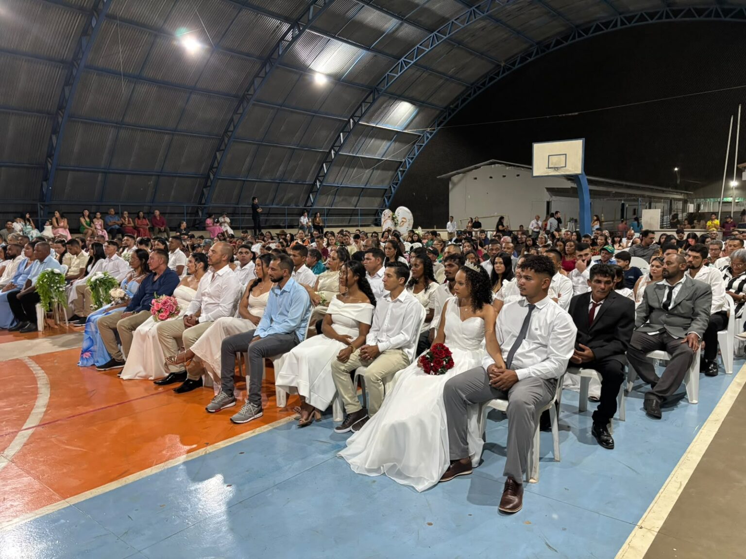 poder-judiciario-realiza-casamento-comunitario-e-oficializa-a-uniao-de-41-casais-em-nova-olinda