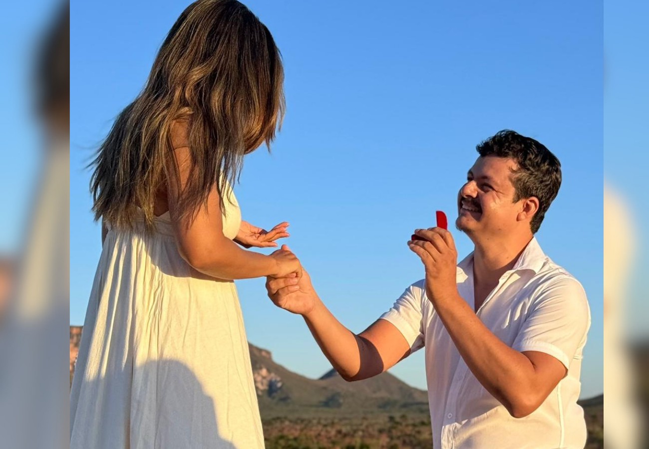 casal-fica-noivo-nas-dunas-do-jalapao-apos-pedido-surpresa:-‘amada-em-voz-alta’