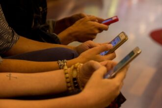 numero-de-pessoas-que-usam-internet-chega-a-90%-pela-primeira-vez-no-brasil