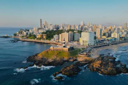 bahia-celebra-2-de-julho,-que-ascende-como-marco-da-independencia-no-brasil