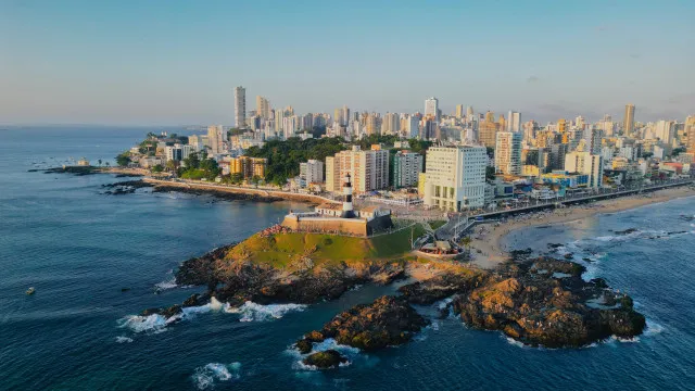 bahia-celebra-2-de-julho,-que-ascende-como-marco-da-independencia-no-brasil
