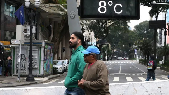 massa-polar-derruba-temperaturas-e-pode-levar-frio-de-8°c-ao-sul