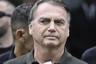 joias-sauditas-dadas-a-bolsonaro-ficarao-em-poder-da-receita,-decide-moraes