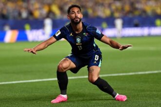 figuroes-da-copa:-baixe-o-card-especial-do-extra-de-matheus-cunha
