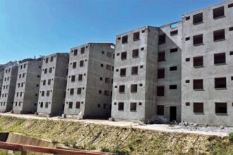 apos-15-anos,-vitimas-da-tragedia-das-chuvas-de-2011-ainda-esperam-por-moradias