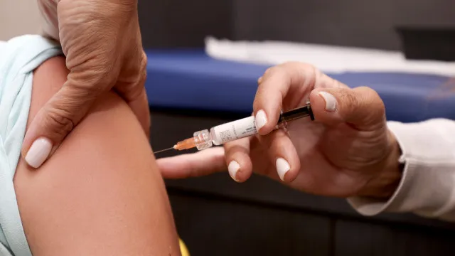 investigacao-vai-decidir-como-vacina-da-dengue-podera-ser-utilizada-de-forma-segura,-diz-padilha
