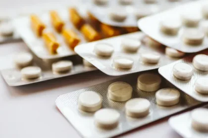 precos-de-medicamentos-podem-variar-mais-de-2.400%-em-farmacias-de-sp
