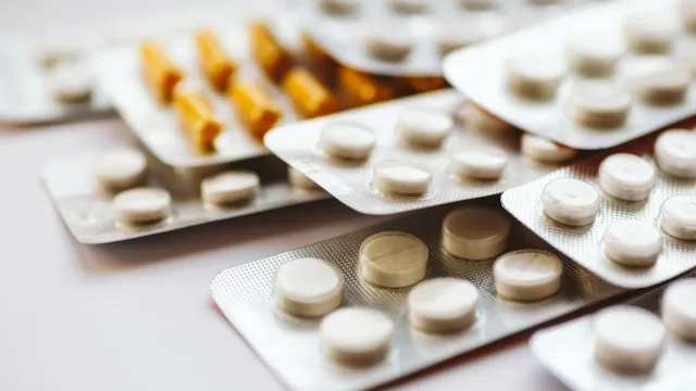 precos-de-medicamentos-podem-variar-mais-de-2.400%-em-farmacias-de-sp