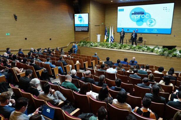 governanca,-inovacao-e-automacao-marcam-a-programacao-do-ultimo-do-iv-encontro-interinstitucional-do-eproc