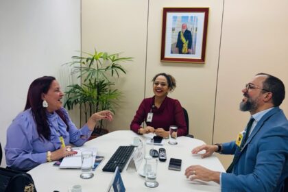 em-brasilia,-secretaria-da-mulher-de-gurupi-busca-apoio-do-ministerio-da-justica-para-fortalecer-acoes-de-enfrentamento-ao-feminicidio