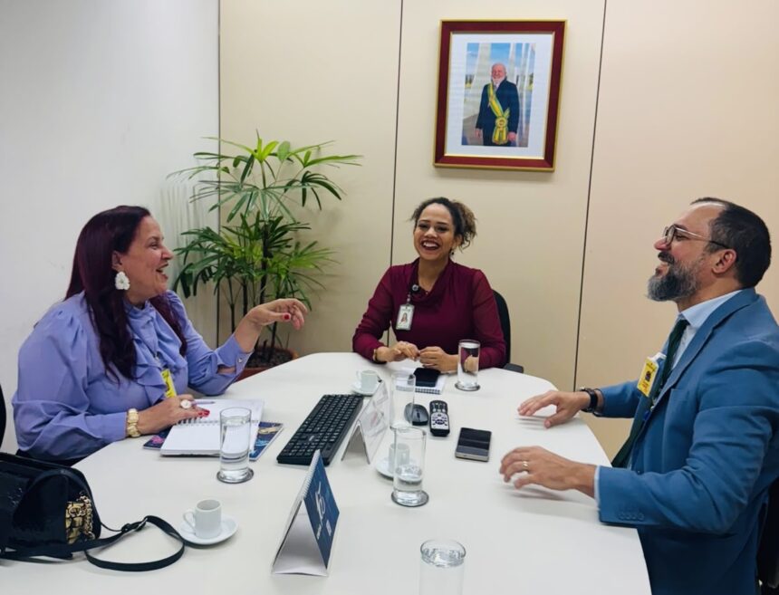 em-brasilia,-secretaria-da-mulher-de-gurupi-busca-apoio-do-ministerio-da-justica-para-fortalecer-acoes-de-enfrentamento-ao-feminicidio
