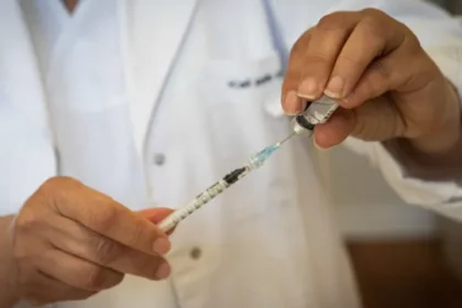 vacinas-contra-covid-19-serao-atualizadas-para-acompanhar-novas-variantes