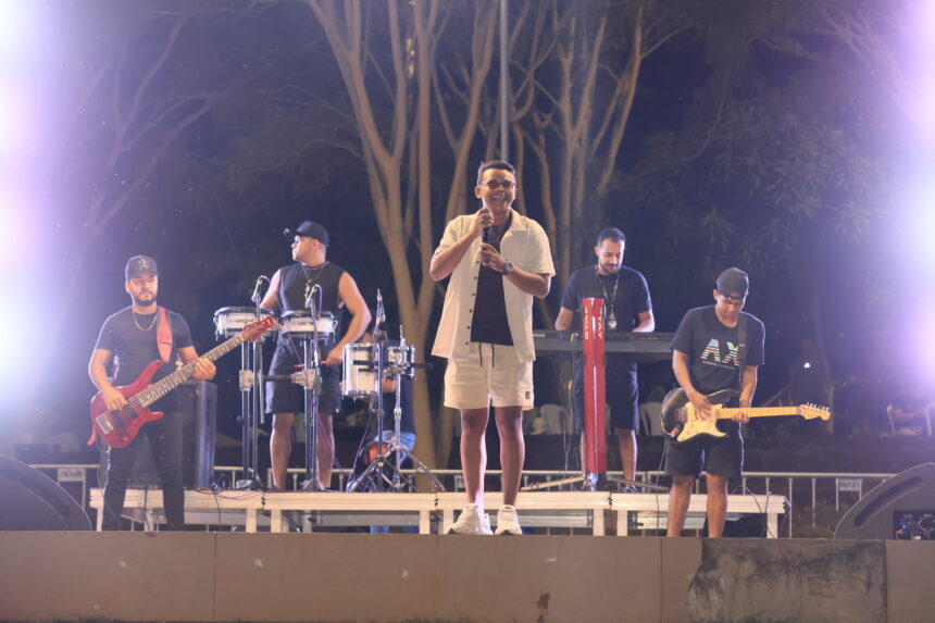 palmas-ferias-segue-com-programacao-de-shows-e-atividades-esportivas-nas-praias-das-arnos,-caju-e-graciosa