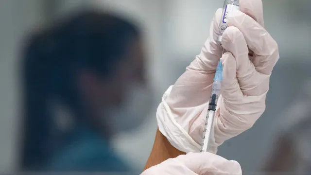 eurofarma-anuncia-parceria-para-trazer-nova-vacina-contra-chikungunya-ao-brasil