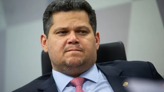 senado-aprova-pauta-bomba-da-aposentadoria-de-agentes-de-saude