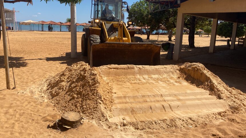 prefeitura-reforca-manutencao-de-acessos-as-praias-de-palmas-com-limpeza-e-reposicao-de-areia