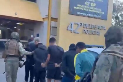 bope-prende-seis-suspeitos-apos-operacao-na-comunidade-pombo-sem-asa,-em-vargem-grande