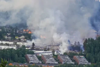 mais-de-100-casas-“totalmente-destruidas”-em-incendio-na-noruega