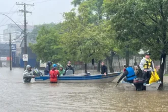 defesa-civil-alerta-para-risco-muito-alto-de-inundacao-no-rs