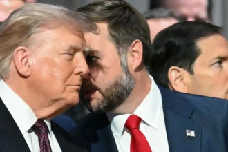 trump-recebe-zelenski-e-netanyahu-na-casa-branca-para-discutir-guerras-na-ucrania-e-ira